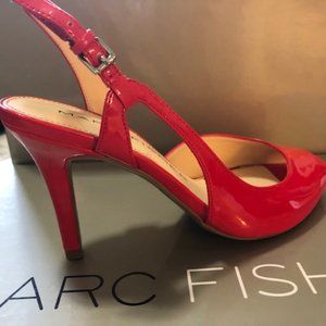 Marc Fisher shows - Size 5 - Red -new with box